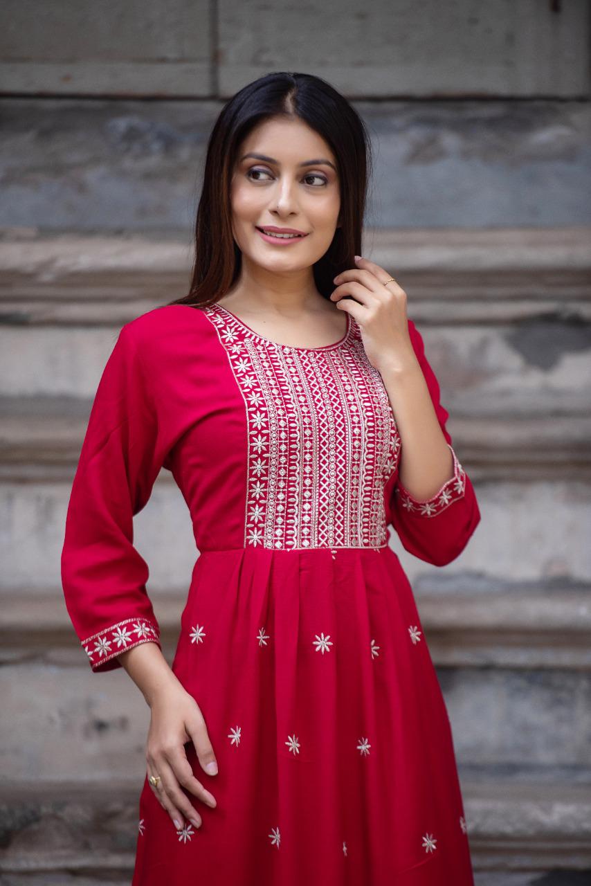 Izhar 01 New Heavy Ethnic Wear Rayon Printed Long Designer Kurti Collection